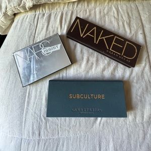 Makeup palettes